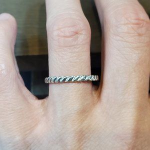 Size 8 925 Sterling Silver Cool Braid Ring